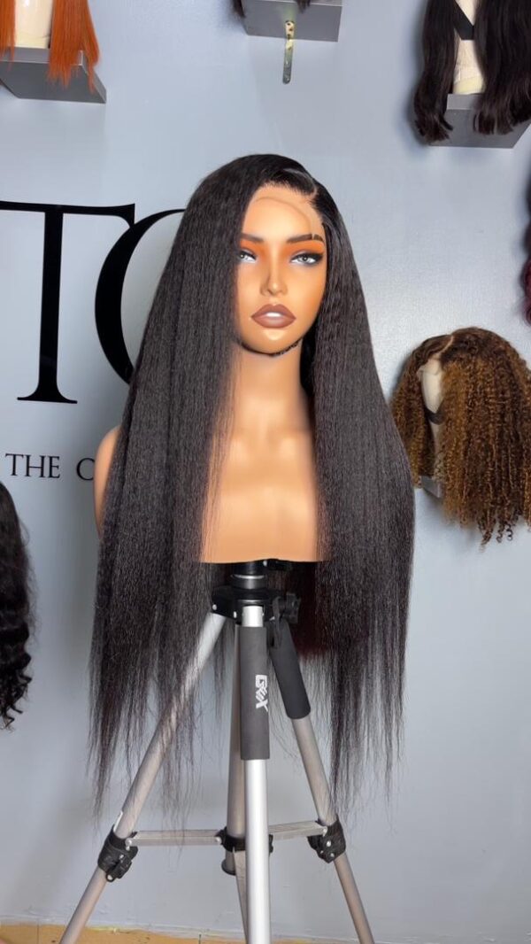 Kinky straight wig